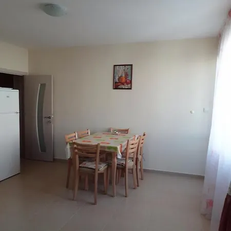 Spacious Three-room Апартаменты *