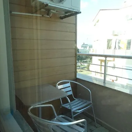 Spacious Three-room Апартаменты